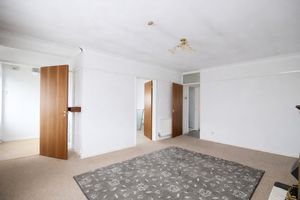 Lounge- click for photo gallery